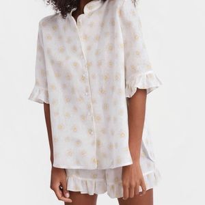 Sleeper Linen Lounge Set in Daisy